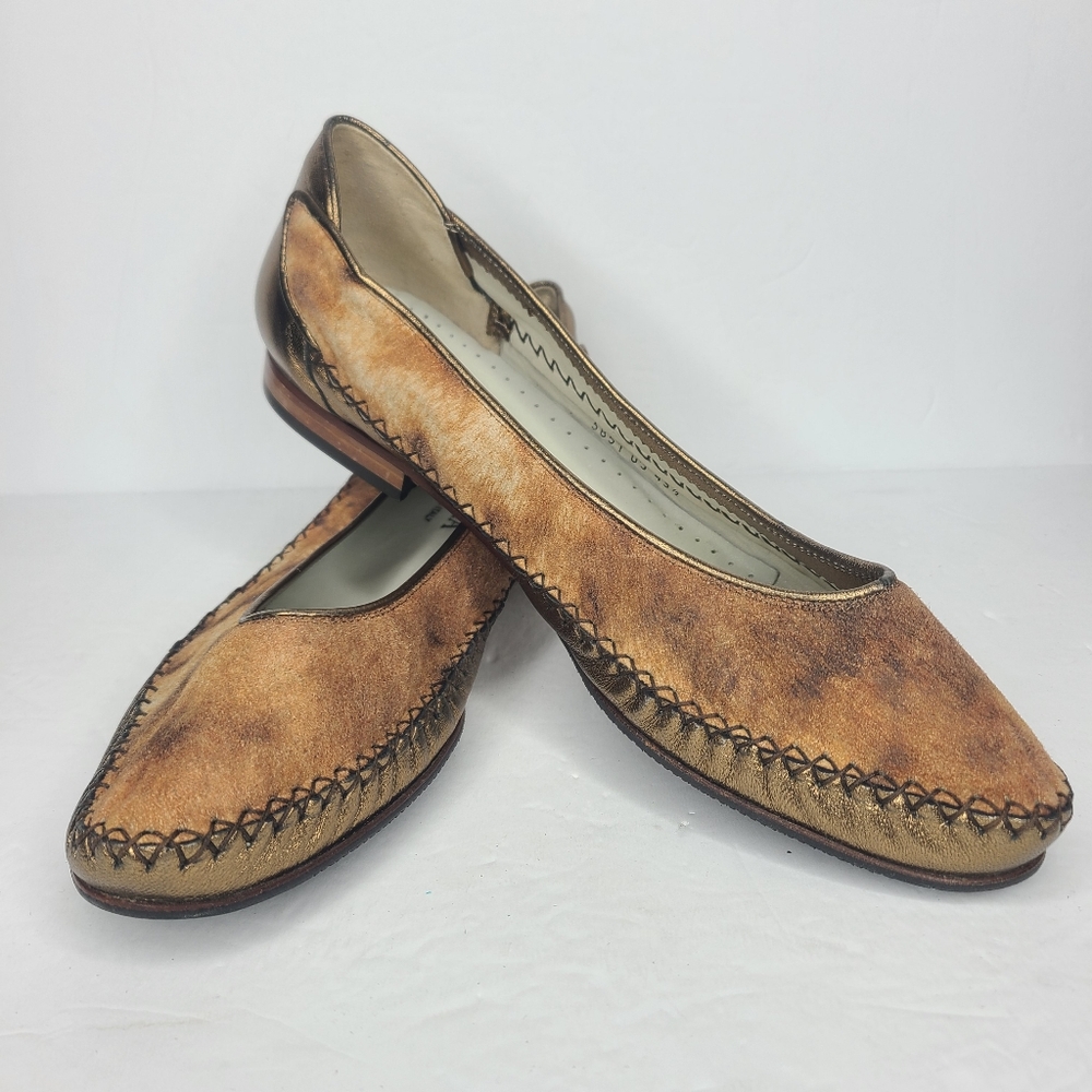 Bottega Veneta Two Tone Stitch Detail Bronze Tan Flats Size 43.5